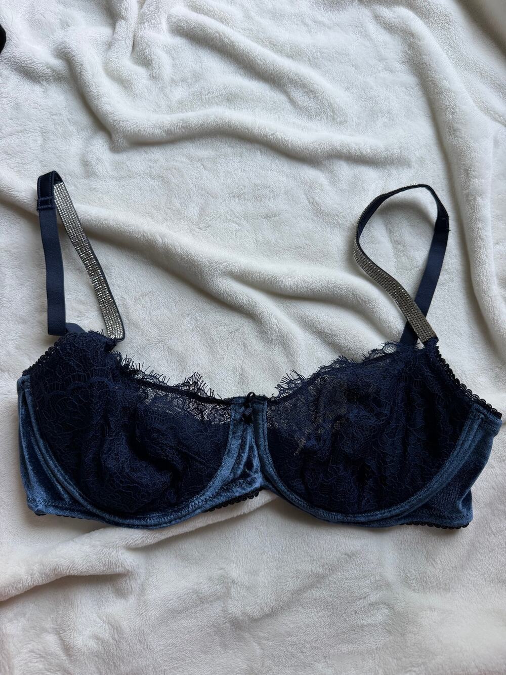 NWOT Victoria’s Secret Dream Angels Push-up without padding Bra Sz 34D